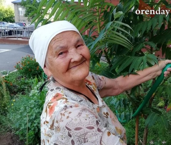 Оренбуржцы похвалились пенсионерами, которые меняют город Оренбуржцы похвалились пенсионерами, которые меняют город