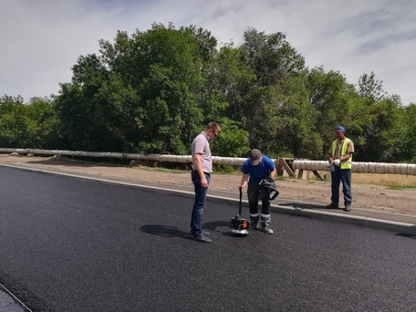 В Оренбурге ремонтируют Шарлыкское шоссе