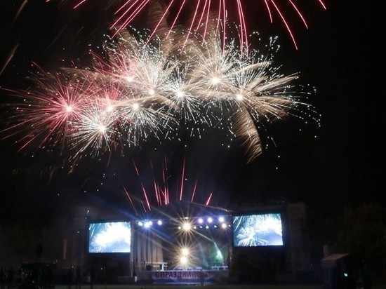 Новотроицкие металлурги готовятся отметить профессиональный праздник