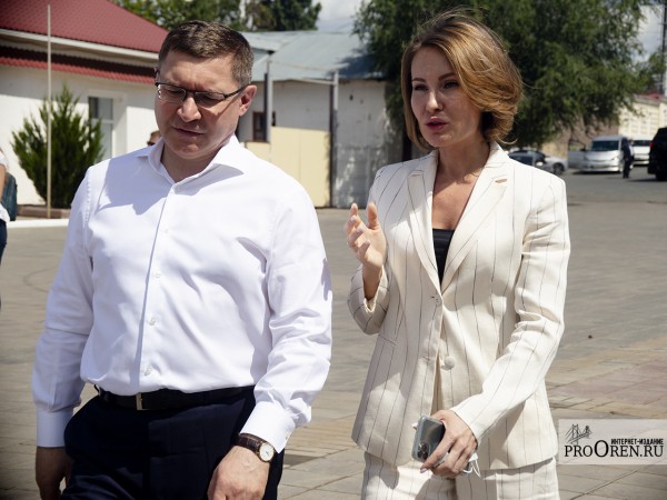 Владимир Якушев и Денис Паслер обсудили темпы строительства жилья в Оренбуржье