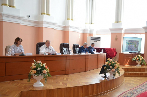 Оренбургские чиновники снова отправились в лес