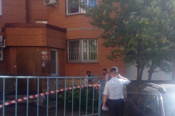 В Оренбурге на карантин закрыт подъезд дома по улице Комсомольской