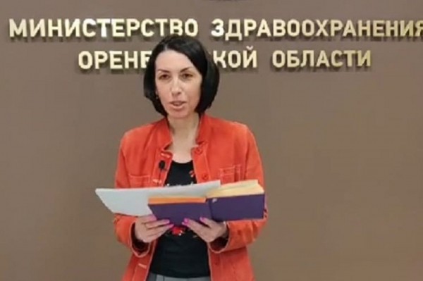 Татьяна Савинова попросила жителей Орска и Оренбурга ограничить социальные контакты и носить маски Татьяна Савинова попросила жителей Орска и Оренбурга ограничить социальные контакты и носить маски