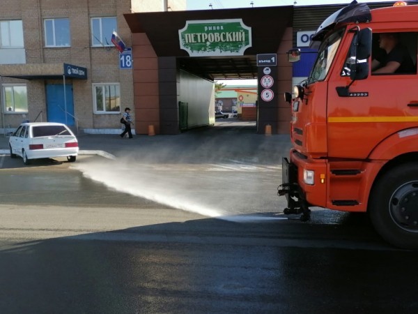 Глава Оренбурга Владимир Ильиных будет способствовать открытию рынка &laquo;Петровский&raquo;