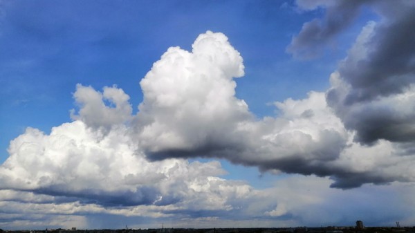 Каспийский циклон, принесший дожди в Оренбуржье, уходит за Урал Каспийский циклон, принесший дожди в Оренбуржье, уходит за Урал