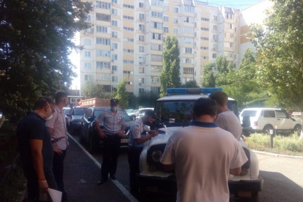 В Оренбурге на карантин закрыт подъезд дома по улице Комсомольской