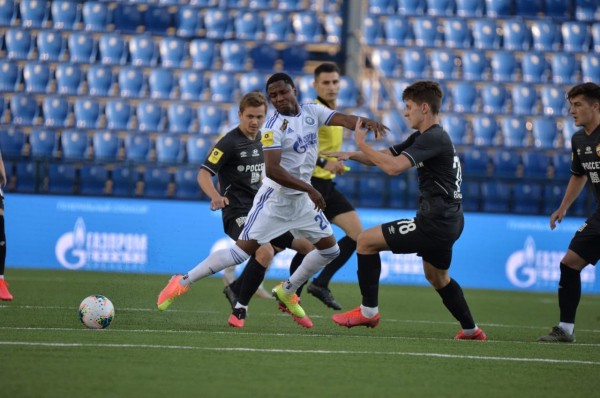 "Оренбург" разгромно проиграл ЦСКА - 0:4