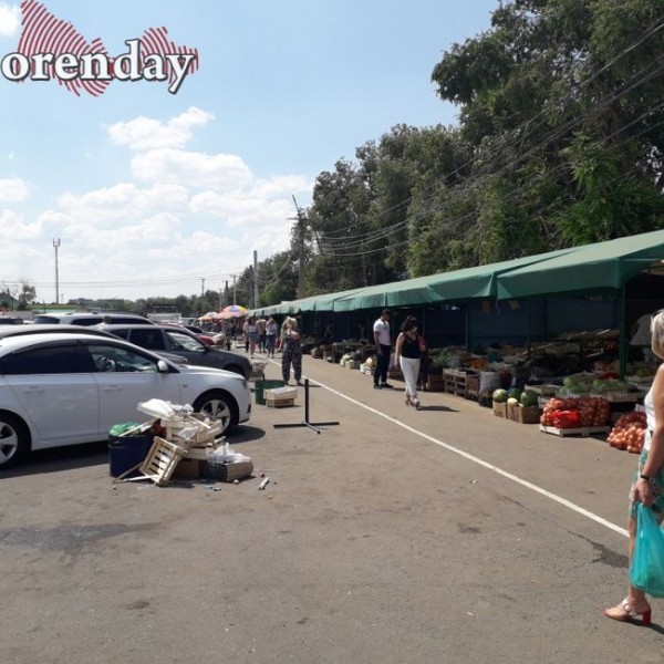 В Оренбурге с завтрашнего дня закрывают ларьки на рынке Петровском