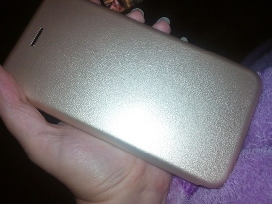 В Орске у уснувшего мужчины похитили мобильные телефоны