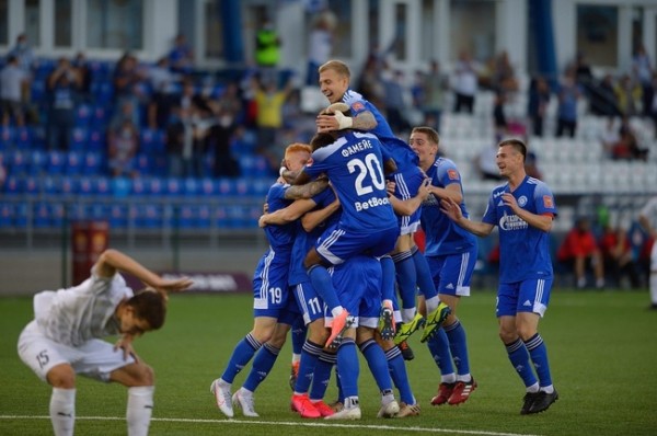 Два пенальти и два удаления: огненный матч "Оренбурга" с "Аланией"