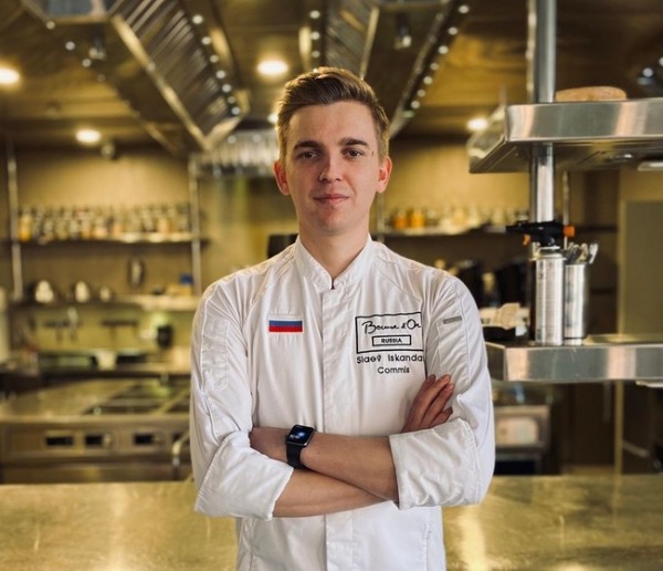 Рецепт успеха: Искандар Слаев рассказал, как студенту из Оренбурга стать чемпионом мира и не только