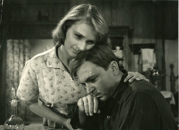 Оренбуржцам бесплатно покажут картину "Судьба человека" (12+)