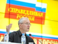 Зампредседателя фракции "СПРАВЕДЛИВАЯ РОССИЯ" Олег Шеин встретился с оренбуржцами