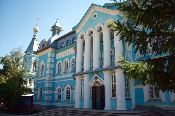 В Саракташе приостановила работу Православная гимназия Сергия Радонежского