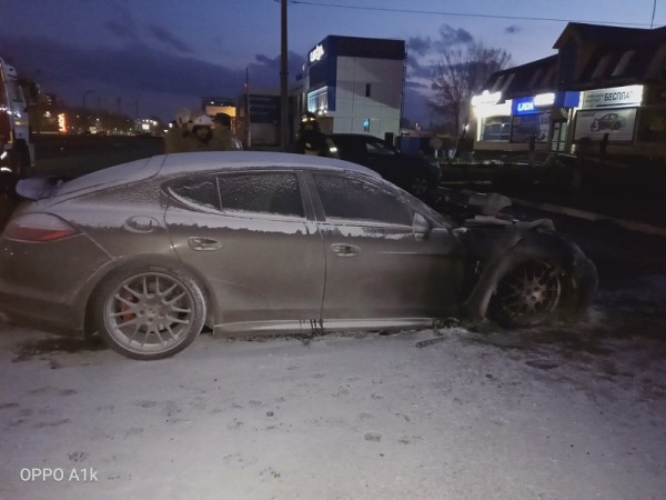 Оренбуржцу сожгли иномарку после казуса на дороге