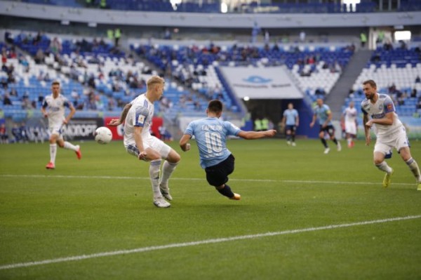 «Оренбург» победил «Крылья Советов» в Самаре «Оренбург» победил «Крылья Советов» в Самаре