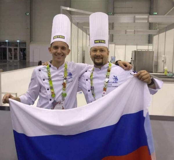 Рецепт успеха: Искандар Слаев рассказал, как студенту из Оренбурга стать чемпионом мира и не только