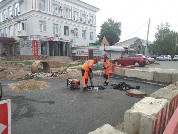На 4 улицах Оренбурга продолжается капитальный ремонт