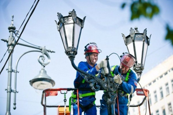 Больше фонарей. На улицах Комсомольская и Правды установят еще 138 светильников