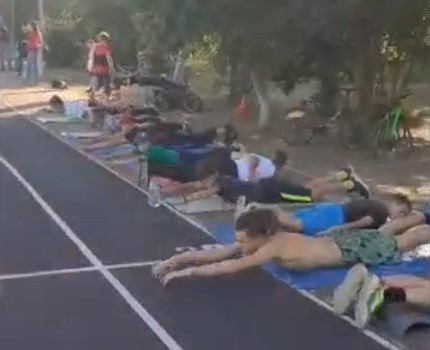 В Оренбурге просят открыть бассейны ради здоровья детей