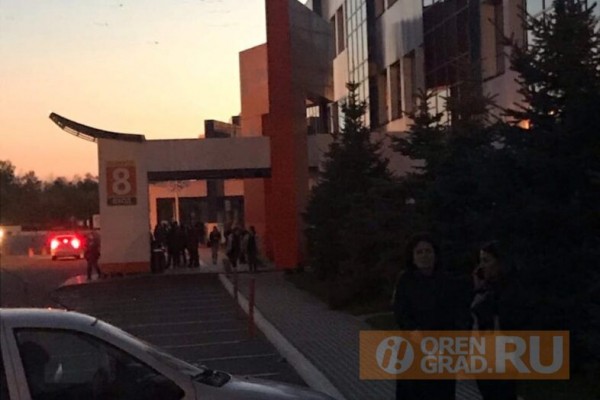 В Оренбурге эвакуировали мегамолл &laquo;Армада&raquo;