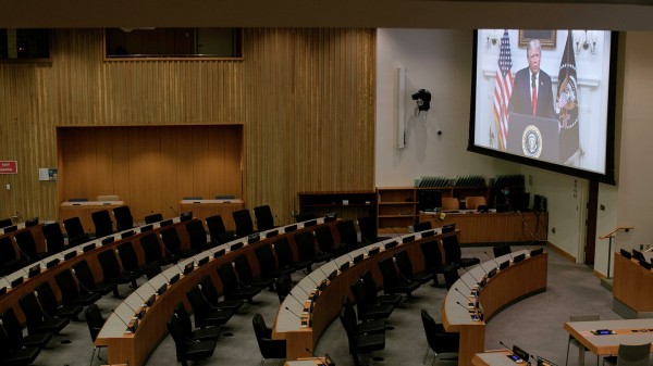 Помпео обвинил китайские дипмиссии в политической активности в США