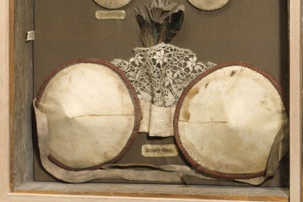 Жертвы Беслана и Герой РФ из Орска Андрей Туркин, Никита Хрущев, англичане и французы восстали против фашистов и день рождения бюстгальтера. День в истории