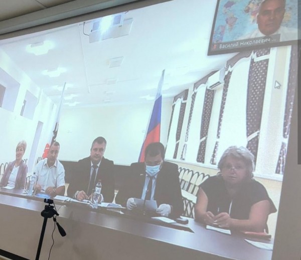 Глава Орска Василий Козупица самоизолировался