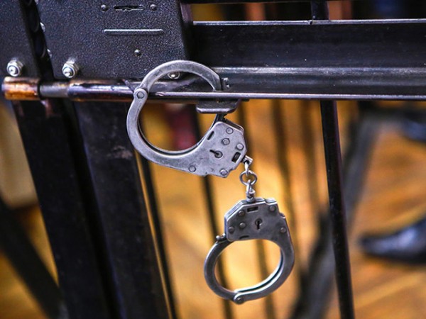 Оренбуржца лишили свободы за избиение сотрудника колонии