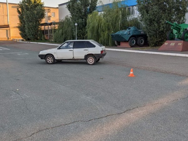 В поселке Пригородный под Оренбургом ВАЗ насмерть сбил 17-летнего подростка