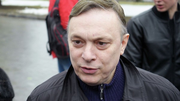 Разин задумался о "злом роке" после смерти солистов "Ласкового мая" Разин задумался о "злом роке" после смерти солистов "Ласкового мая"