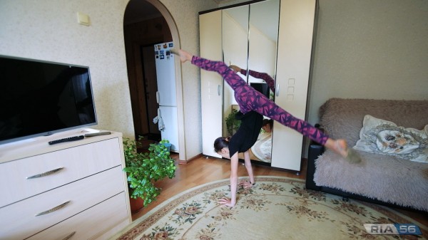 Оренбургская школьница идет на мировой рекорд Оренбургская школьница идет на мировой рекорд