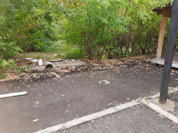 Оренбуржцев продолжает возмущать состояние парка им. 50-летия СССР Оренбуржцев продолжает возмущать состояние парка им. 50-летия СССР