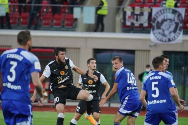 «Оренбург» одержал волевую победу в матче с «Торпедо» «Оренбург» одержал волевую победу в матче с «Торпедо»