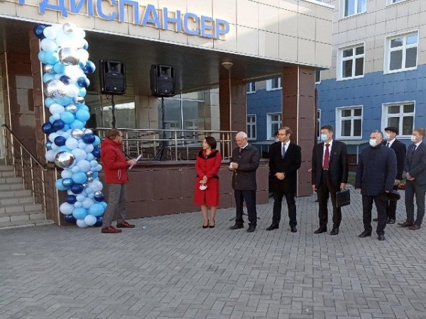 Министр здравоохранения России открыл онкодиспансер в Орске