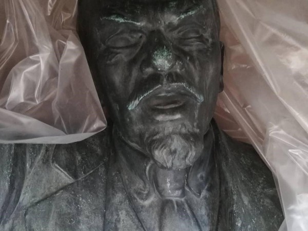 Инспекция госохраны памятников проверила состояние &laquo;маленького&raquo; Ленина