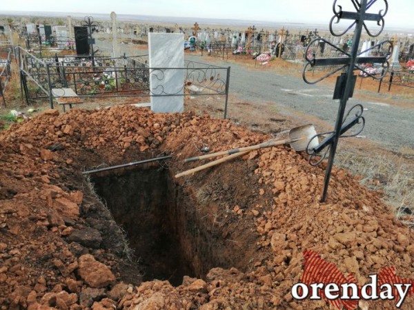 Тела родных из морга оренбуржцы ждут по несколько дней