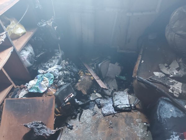 В Оренбурге на пожаре погиб ребенок (18+) В Оренбурге на пожаре погиб ребенок (18+)