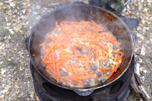 Рецепт от спецназа. Оренбургские силовики готовят собственную кулинарную книгу