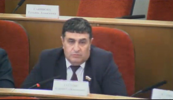 Татьяна Савинова упрекнула оренбургских депутатов за работу на заседании без масок