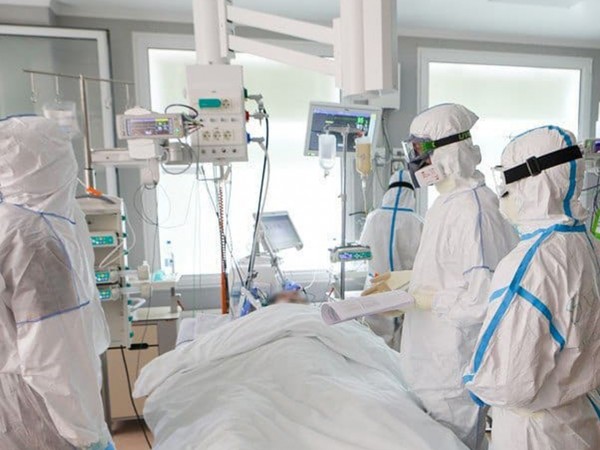 Четверо оренбургских медработников попали в список памяти жертв COVID-19