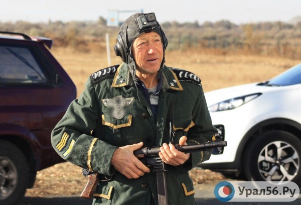 Скромный банковский служащий, который был суперагентом. В Орске снимали фильм про разведчика времен Великой Отечественной
Скромный банковский служащий, который был суперагентом. В Орске снимали фильм про разведчика времен Великой Отечественной