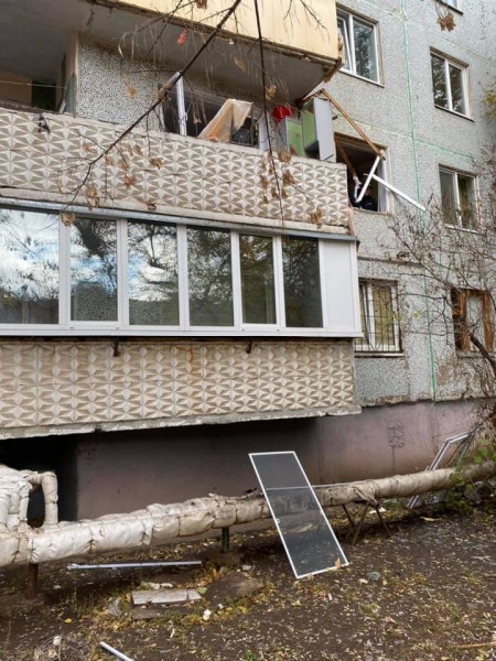 Выбило окна: в одной из квартир Оренбурга взорвался самогонный аппарат