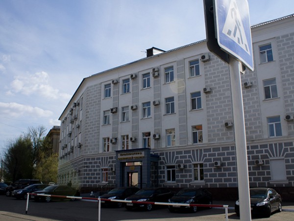 Школа в Оренбурге рассчиталась с подрядчиком после вмешательства прокуратуры