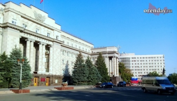 В миллион рублей обойдется обслуживание лифтов оренбургского правительства