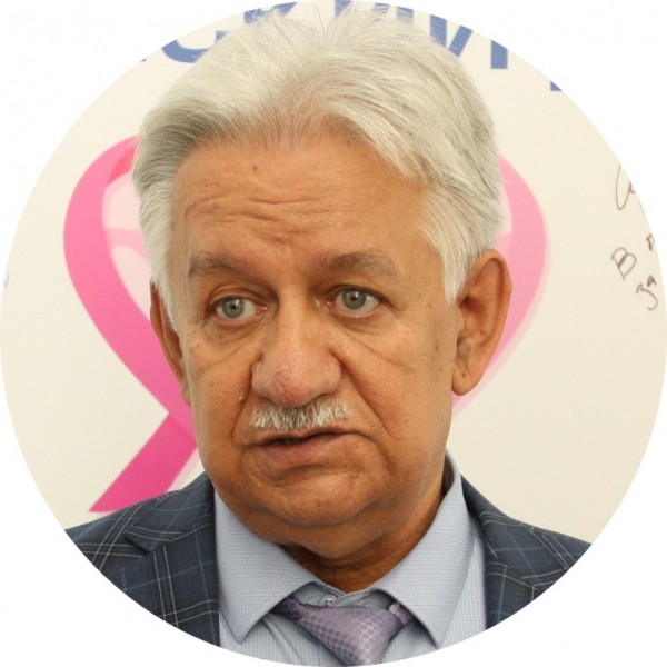 
Министр здравоохранения: Орский онкодиспансер укомплектован оборудованием &laquo;топового класса&raquo;		