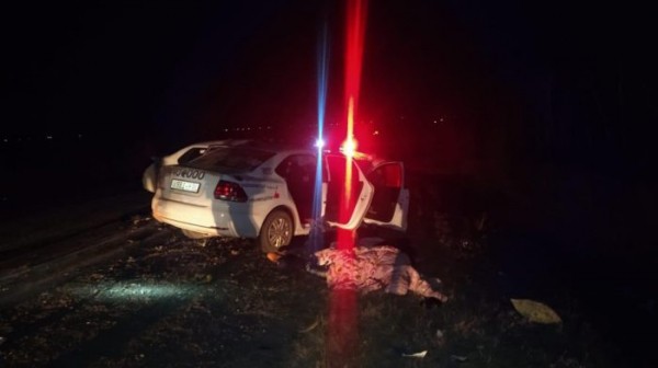 Столкнулись такси. Появились фото смертельного ДТП на трассе Оренбург-Самара