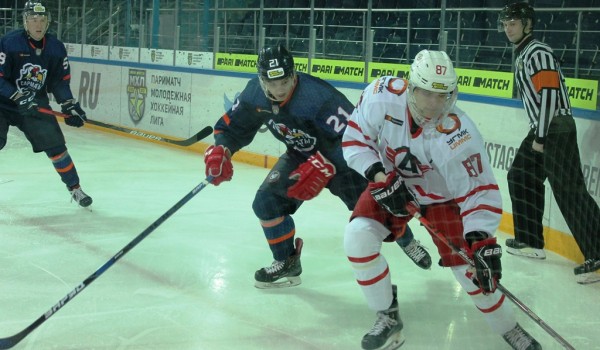 Первая игра с &ldquo;Авто&rdquo;