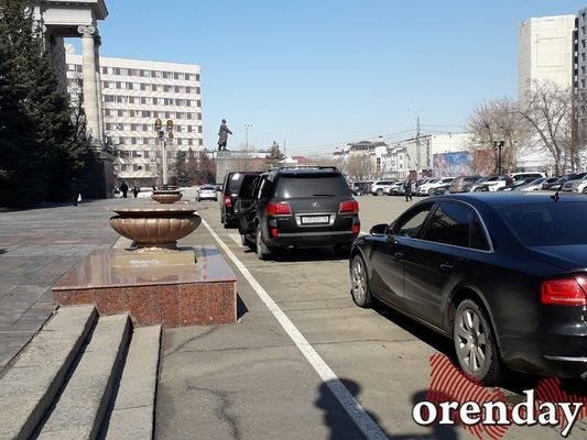Авто оренбургских чиновников на время пандемии отдадут медикам
