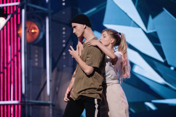 От стрипа до  крампа: Валерия Сахарова вышла во второй этап шоу &laquo;Танцы&raquo;